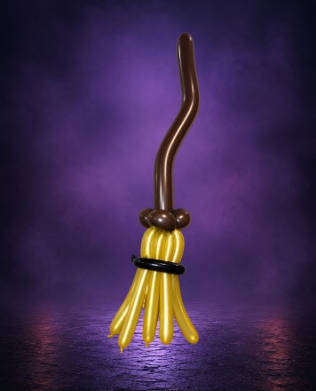 Witches broom balloon
